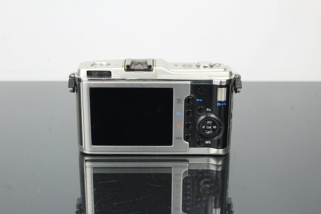 Olympus E - P1 - Dutch|Thrift