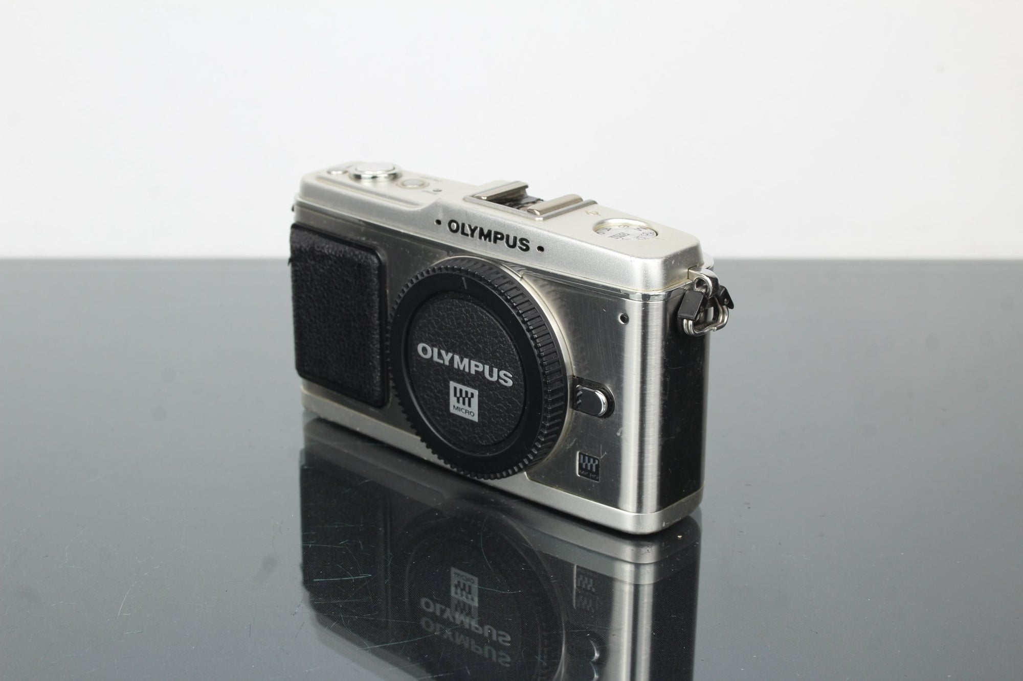 Olympus E - P1 - Dutch|Thrift