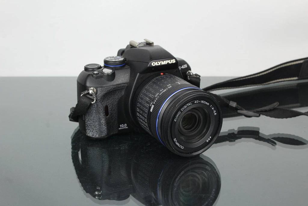 Olympus E420 + 40 - 150mm 1:4 - 5.6 lens - Dutch|Thrift
