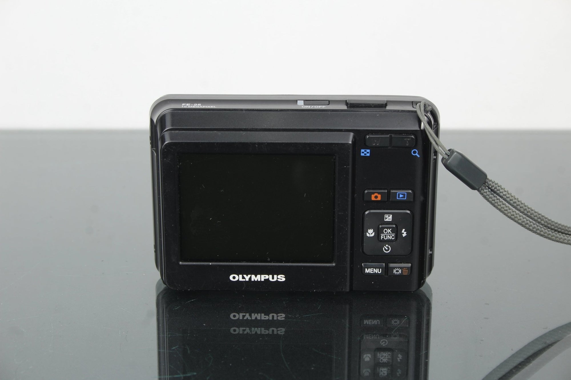 Olympus FE - 25 - Dutch|Thrift
