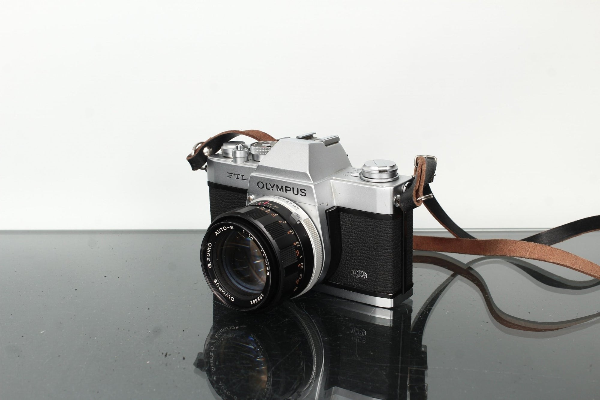 Olympus FTL + Olympus Auto - S 1:1.4 50mm - Dutch|Thrift