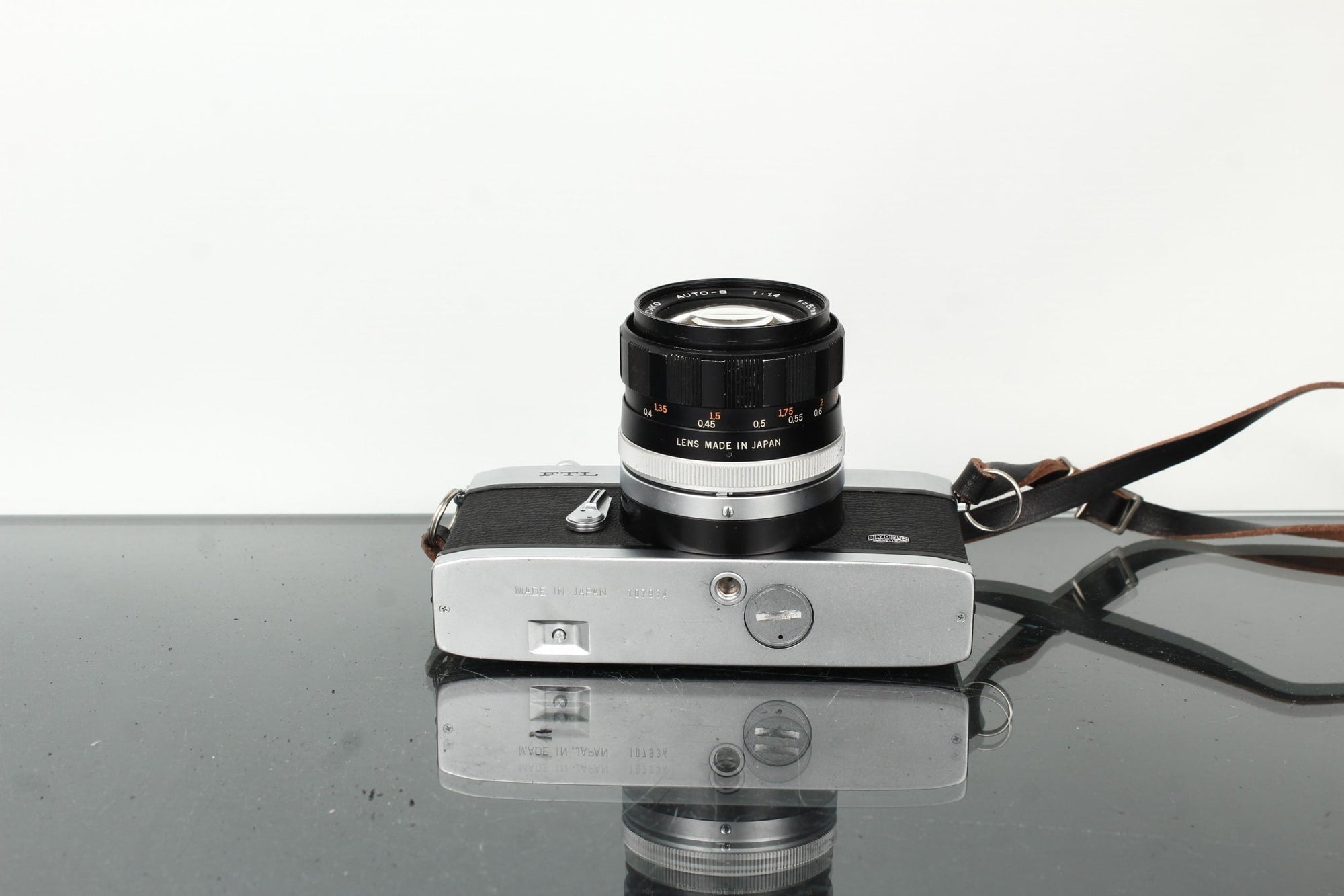 Olympus FTL + Olympus Auto - S 1:1.4 50mm - Dutch|Thrift