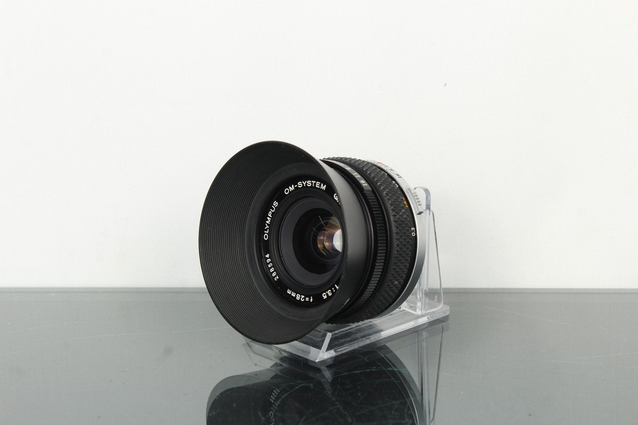Olympus G.Zuiko Auto-W 28mm f/3.5 OM Lens – Dutch|Thrift