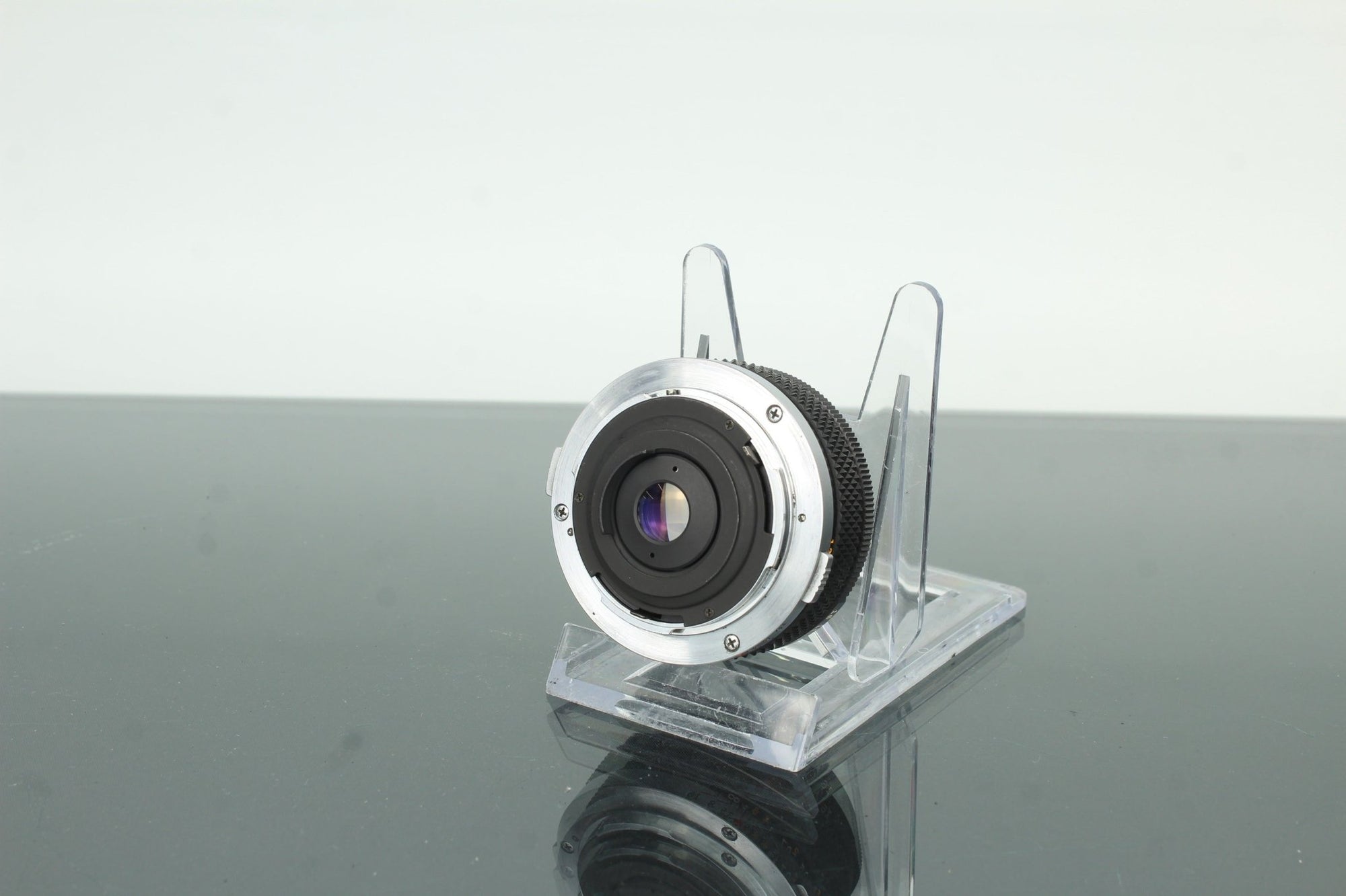 Olympus G.Zuiko Auto - W 28mm f/3.5 - Dutch|Thrift