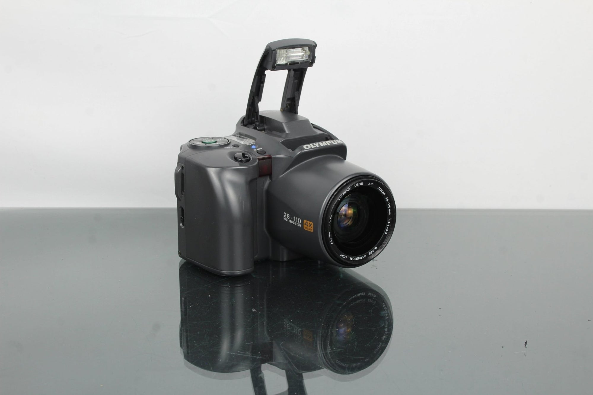 Olympus IS - 10 - Dutch|Thrift