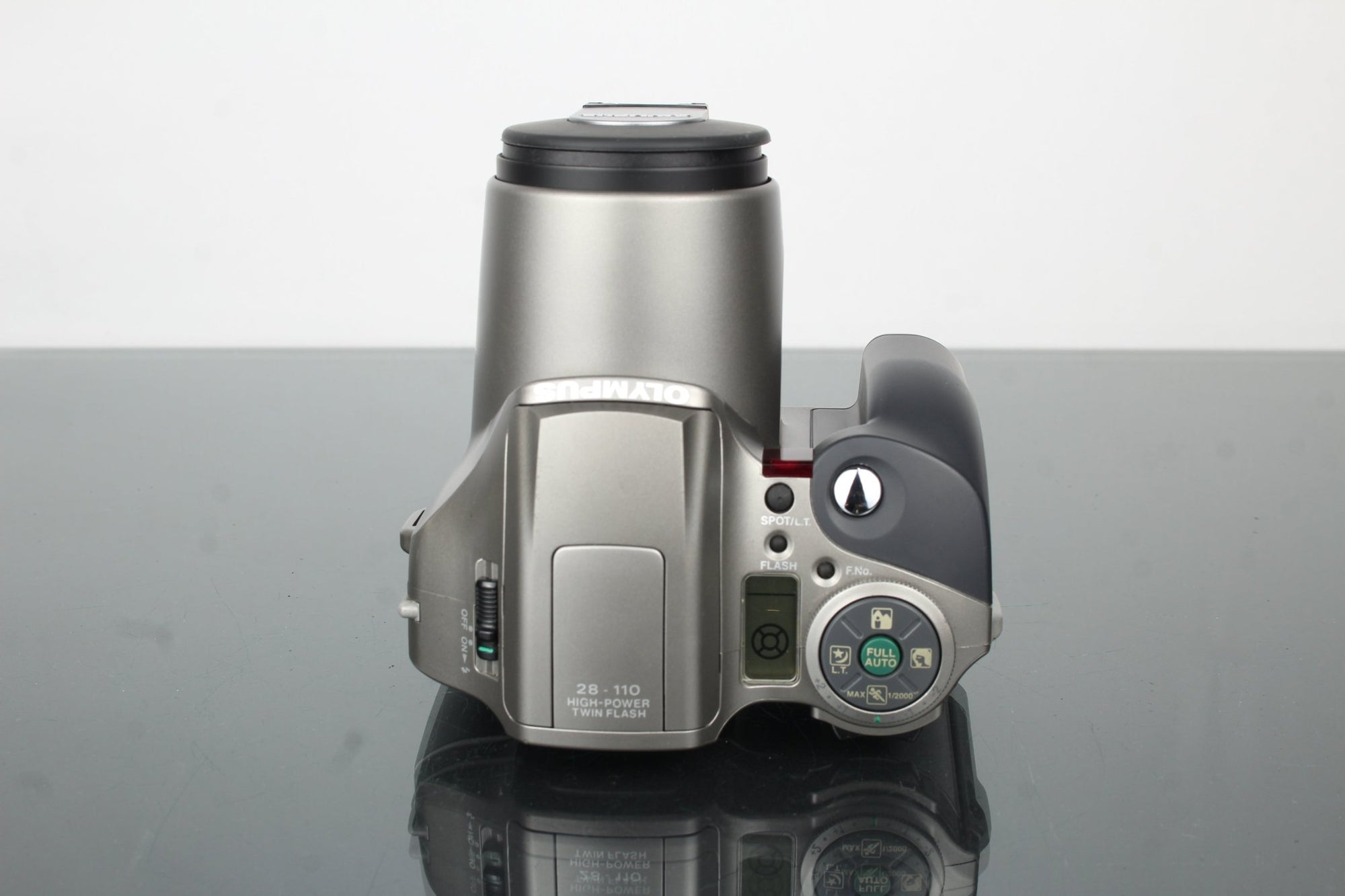 Olympus IS - 300 - Dutch|Thrift