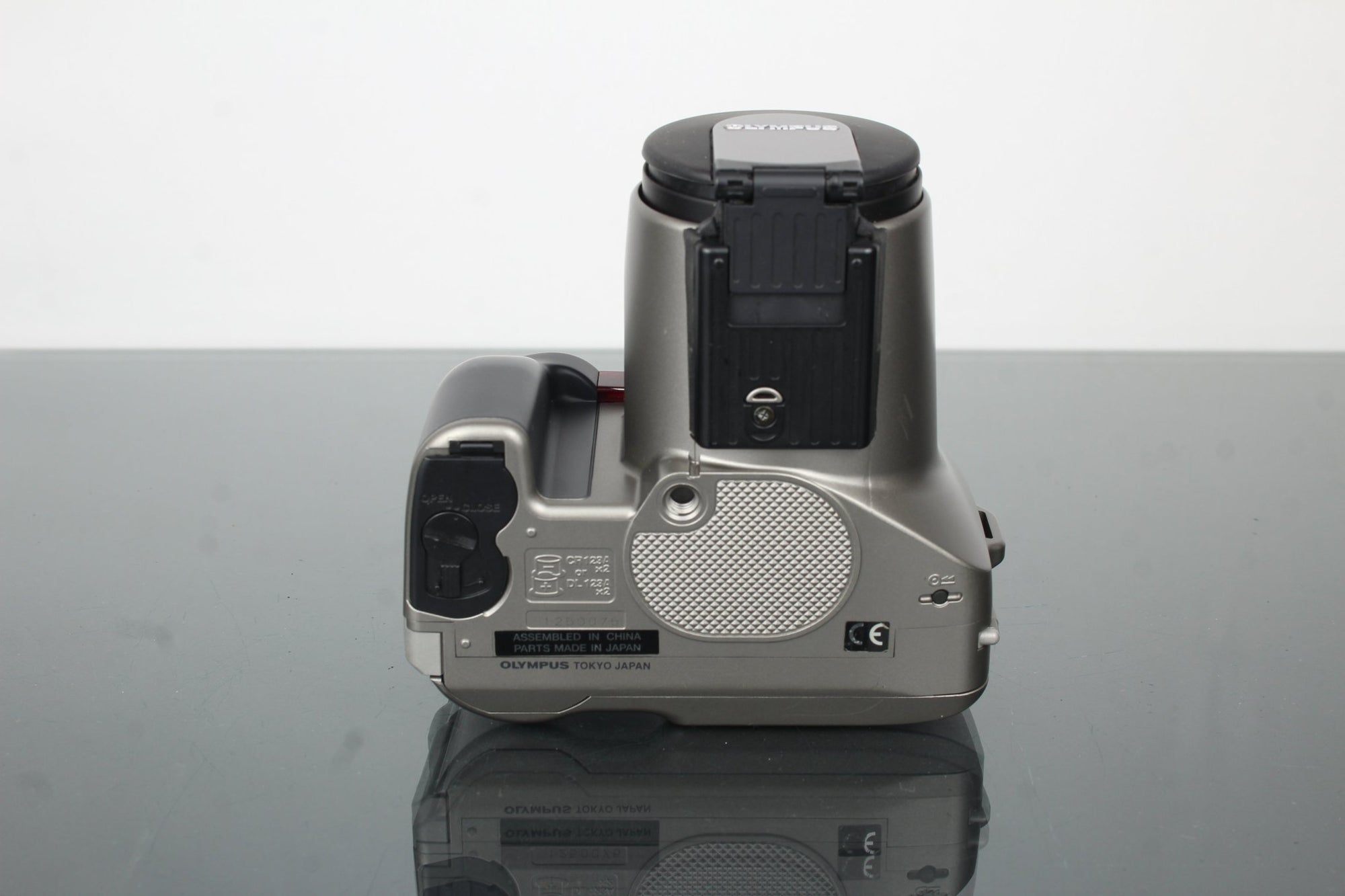 Olympus IS - 300 - Dutch|Thrift