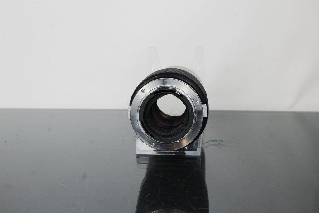 Olympus MC Auto T 1:4 F=200mm OM Mount - Dutch|Thrift