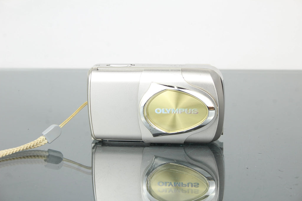 Olympus mju - 400 Digital - Dutch|Thrift