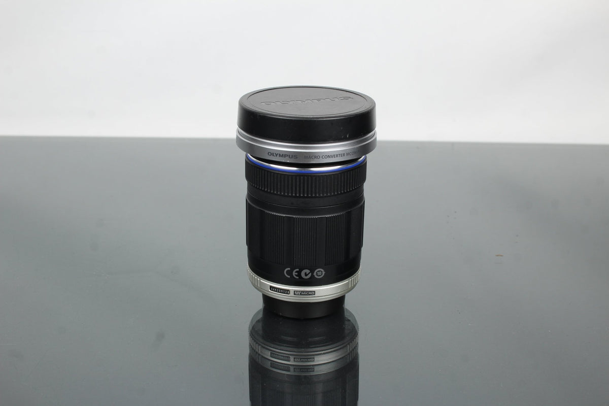Olympus M.Zuiko 14 - 150mm 1:4 - 5.6 Olympus Micro 4/3 Mount - Dutch|Thrift