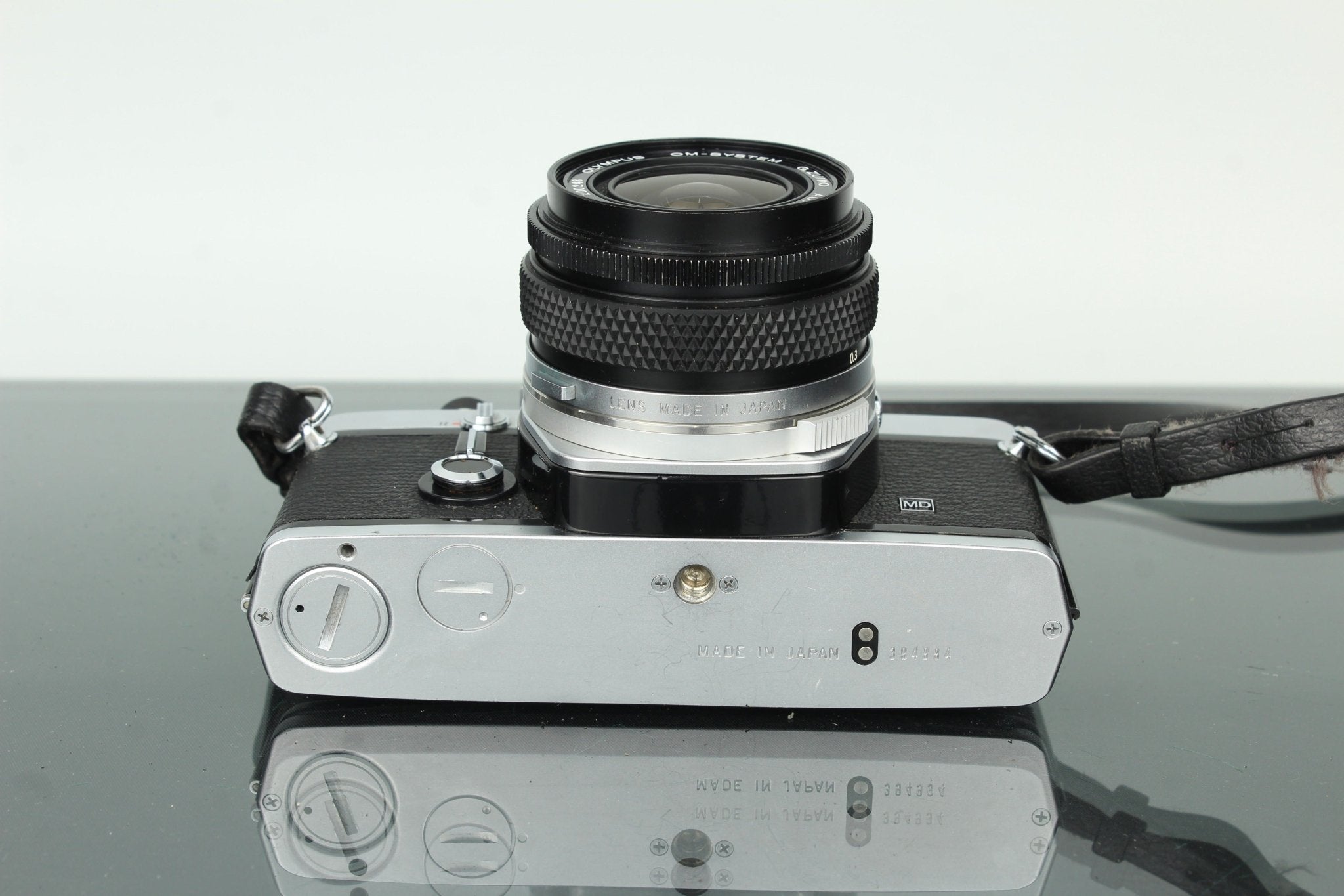 Olympus OM-1 SLR Film Camera with G.Zuiko 35mm f/2.8 Lens – Dutch