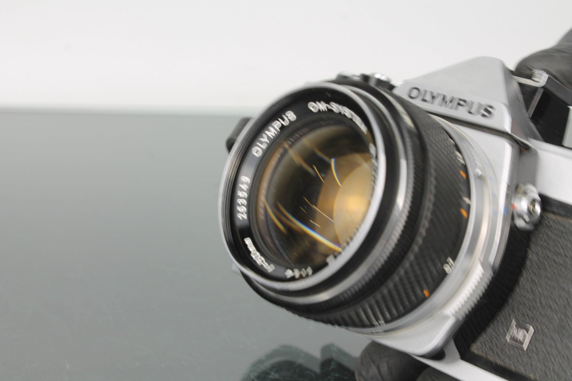 Olympus OM - 1 + Olympus Auto - S 50mm f/1.4 - Dutch|Thrift