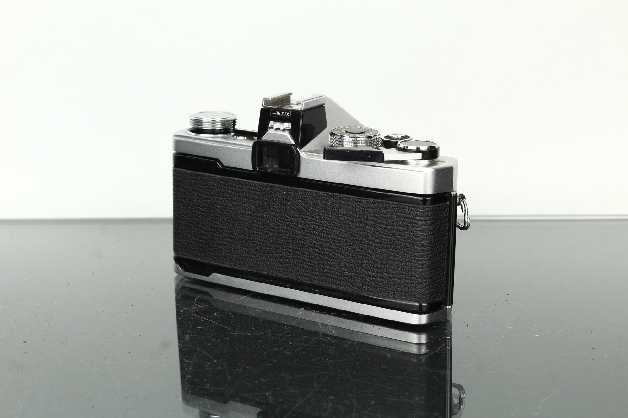 Olympus OM - 1 + Olympus Auto - S 50mm f/1.8 - Dutch|Thrift