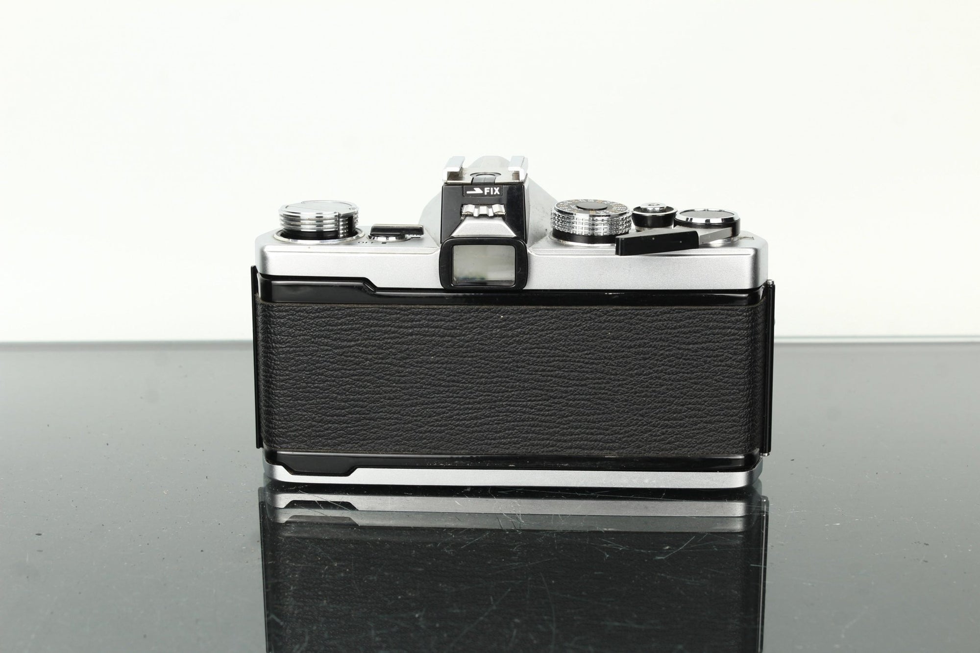 Olympus OM - 1 + Olympus Auto - S 50mm f/1.8 - Dutch|Thrift