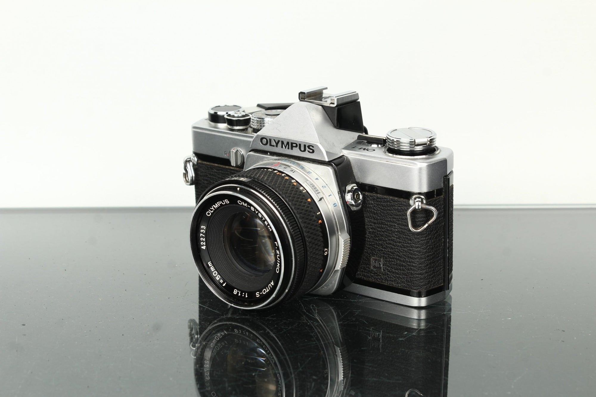 Olympus OM - 1 + Olympus Auto - S 50mm f/1.8 - Dutch|Thrift