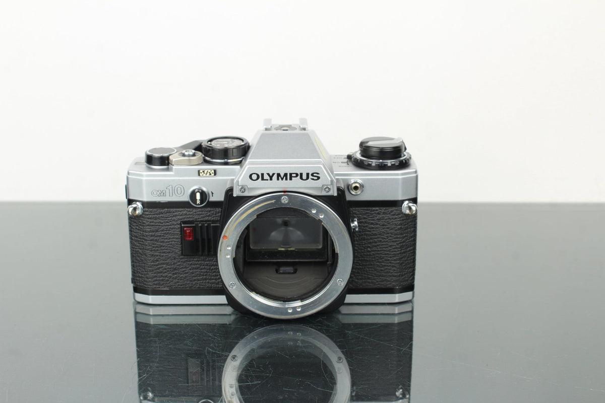 Olympus OM - 10 - Dutch|Thrift