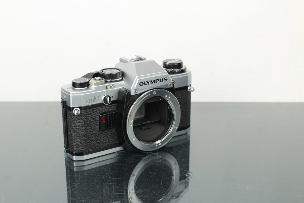 Olympus OM - 10 - Dutch|Thrift