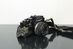 Olympus OM - 10 + 50mm 1.8 Olympus lens - Dutch|Thrift