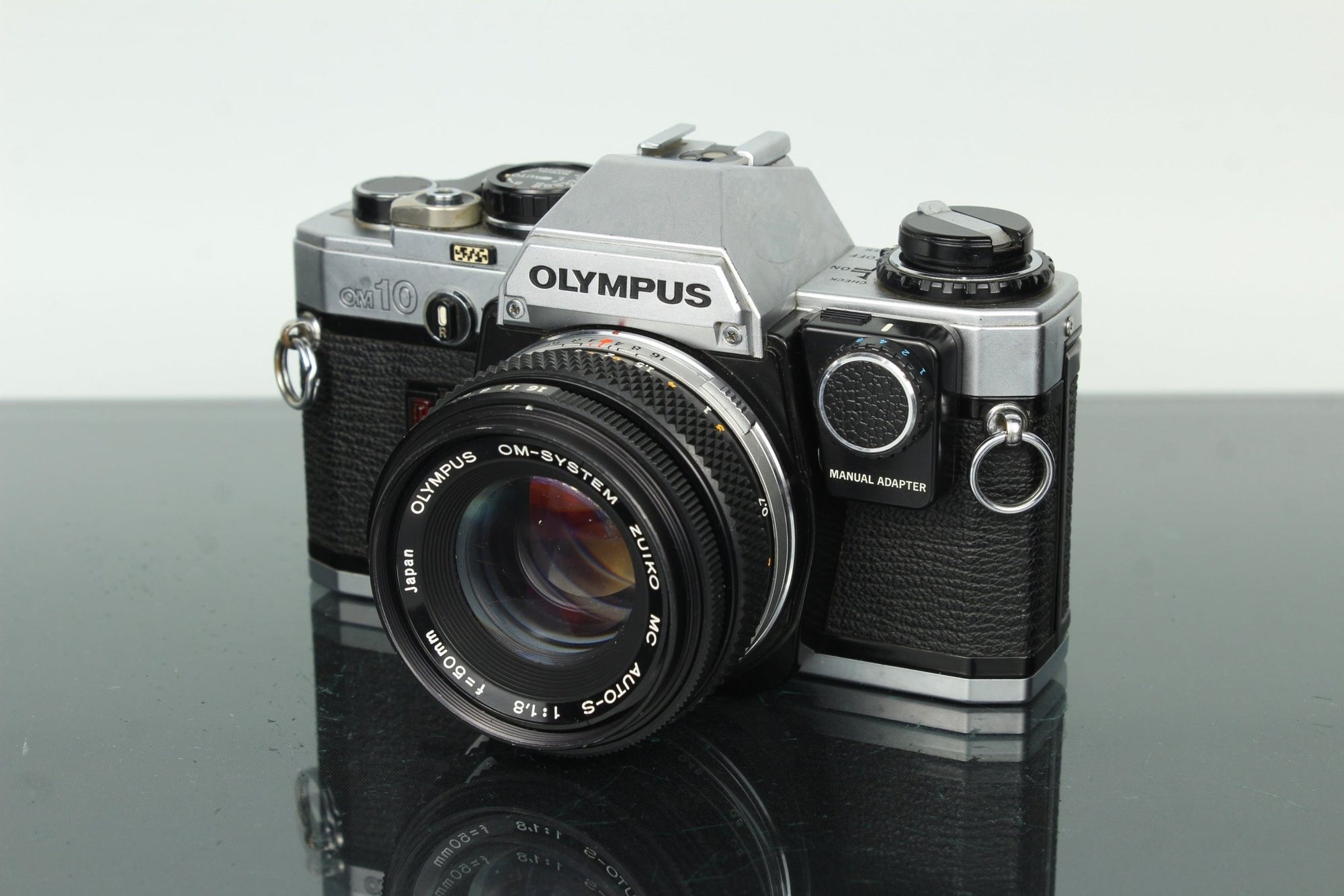 Olympus OM - 10 + Olympus Auto - S 50mm f/1.8 - Dutch|Thrift