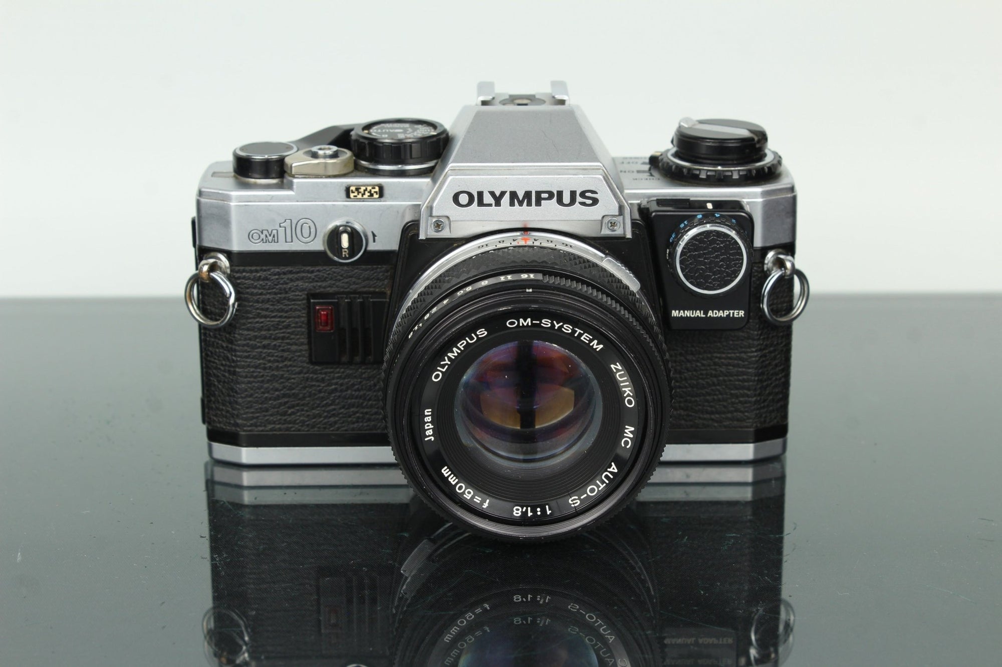 Olympus OM - 10 + Olympus Auto - S 50mm f/1.8 - Dutch|Thrift