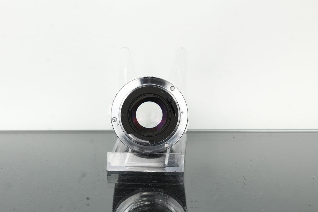 Olympus OM 1:3.5 F=135mm - Dutch|Thrift