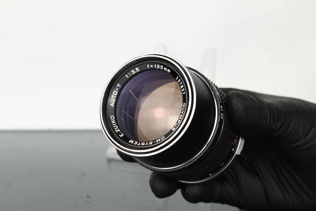 Olympus OM 1:3.5 F=135mm - Dutch|Thrift