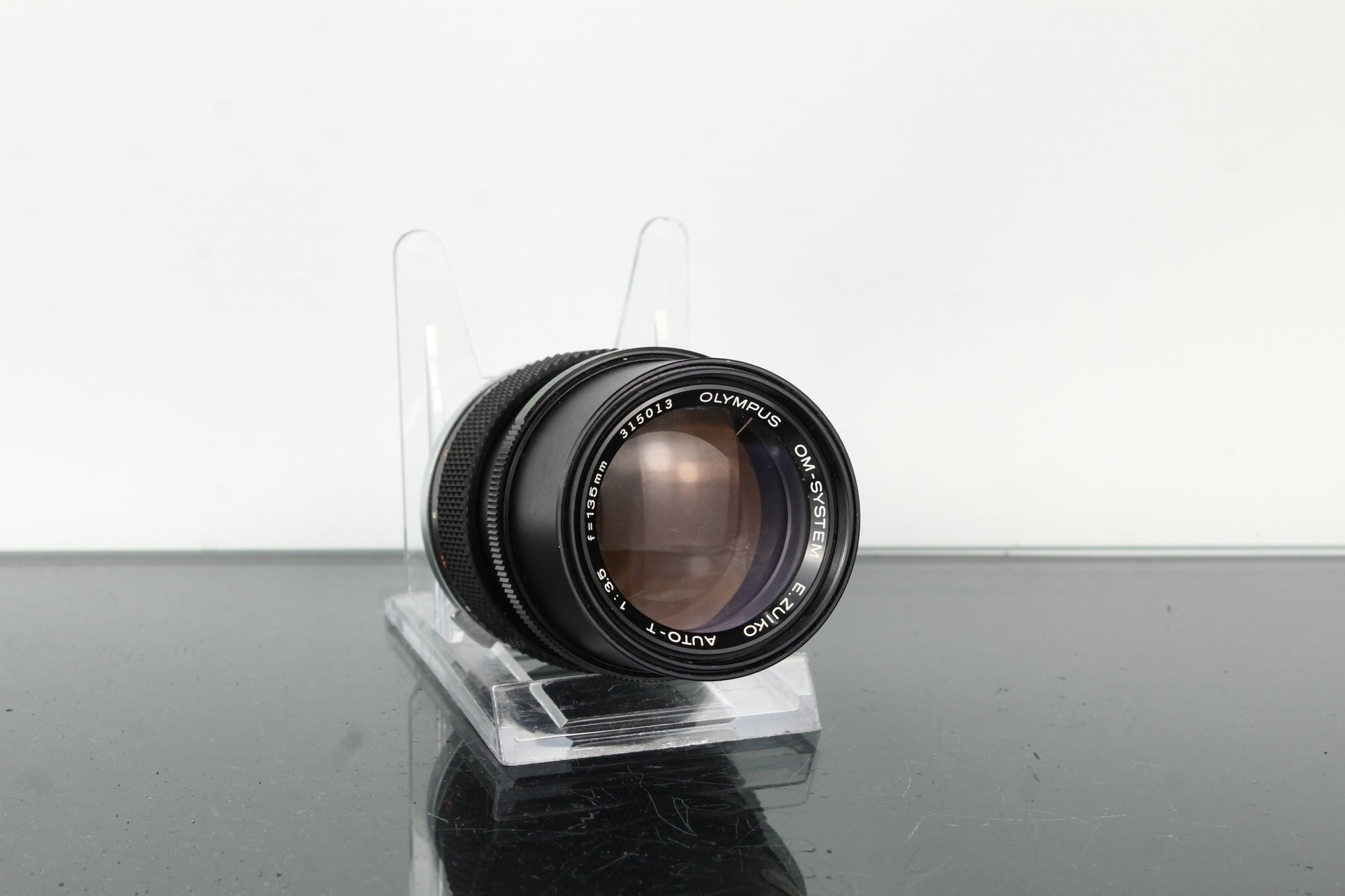 Olympus OM 1:3.5 F=135mm - Dutch|Thrift