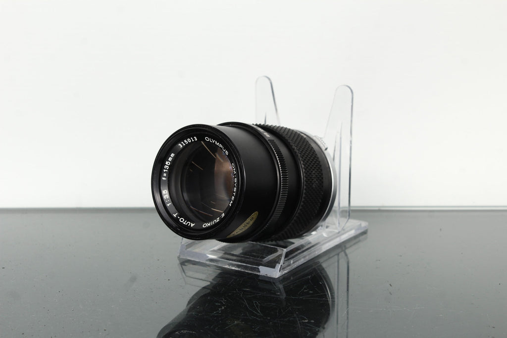 Olympus OM 1:3.5 F=135mm - Dutch|Thrift