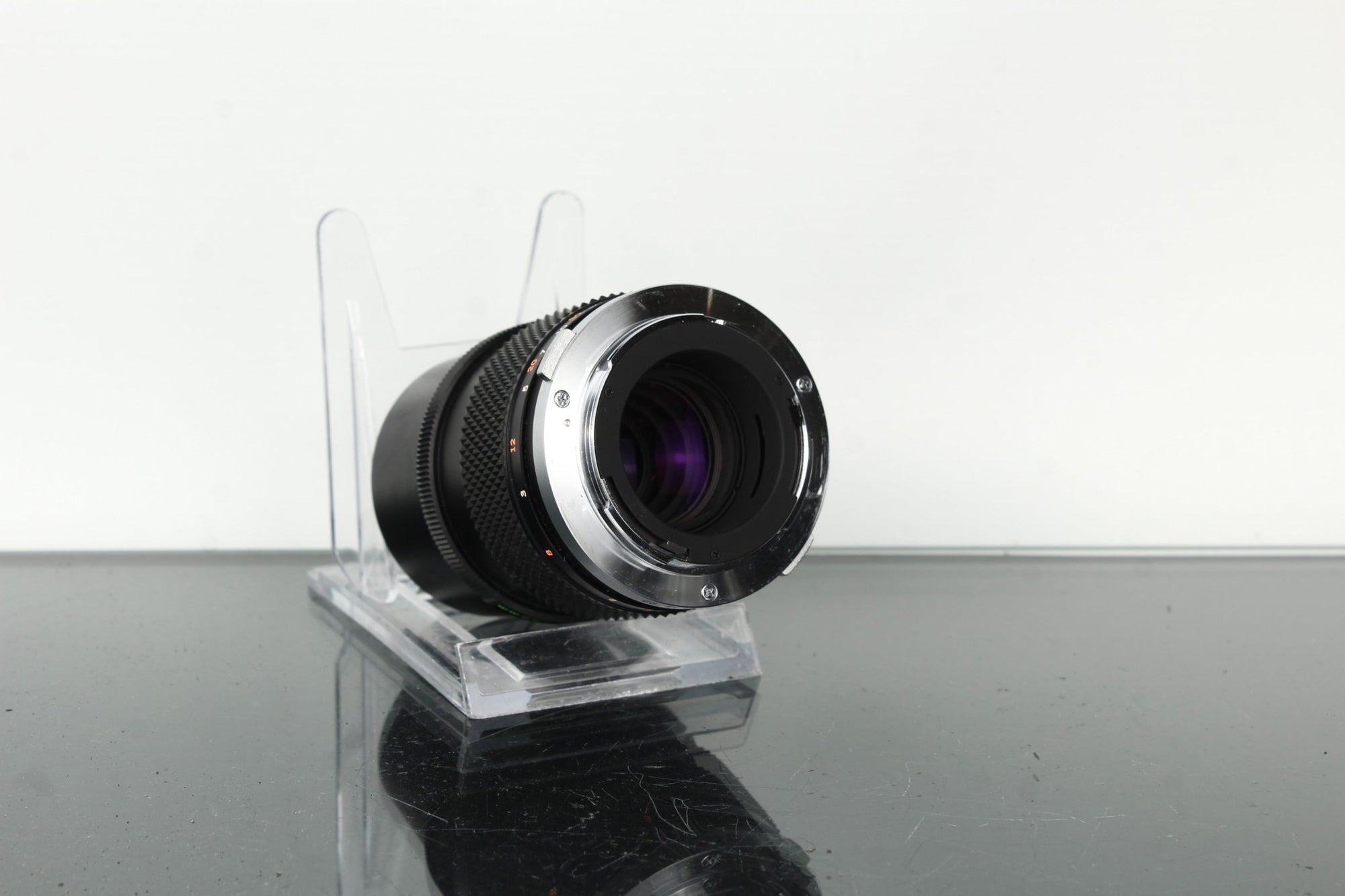 Olympus OM 1:3.5 F=135mm - Dutch|Thrift