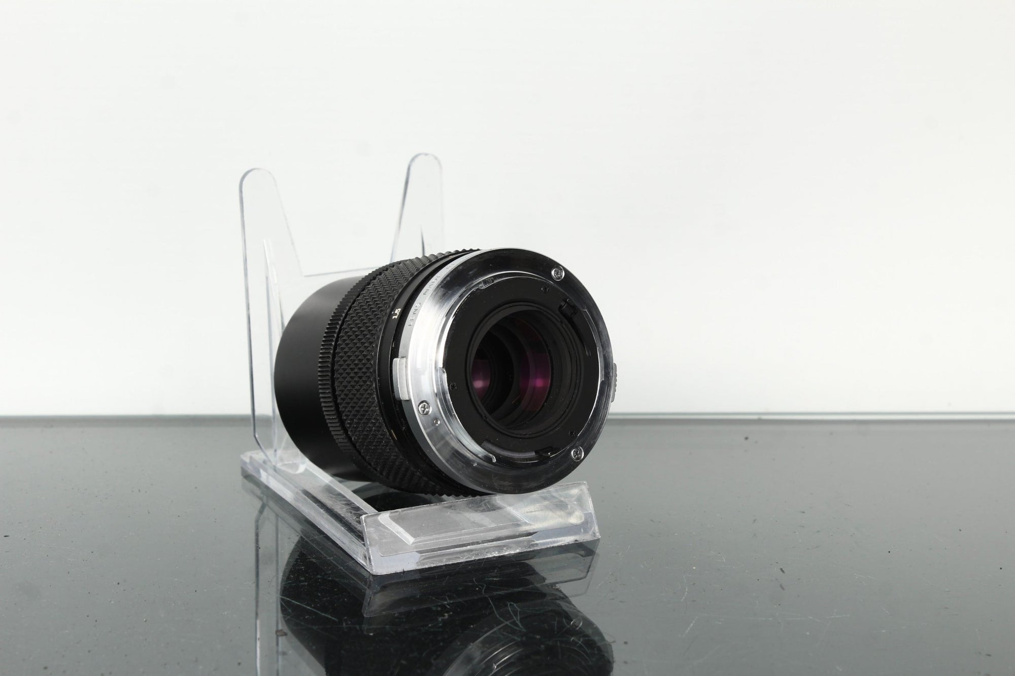 Olympus OM 1:3.5 F=135mm - Dutch|Thrift