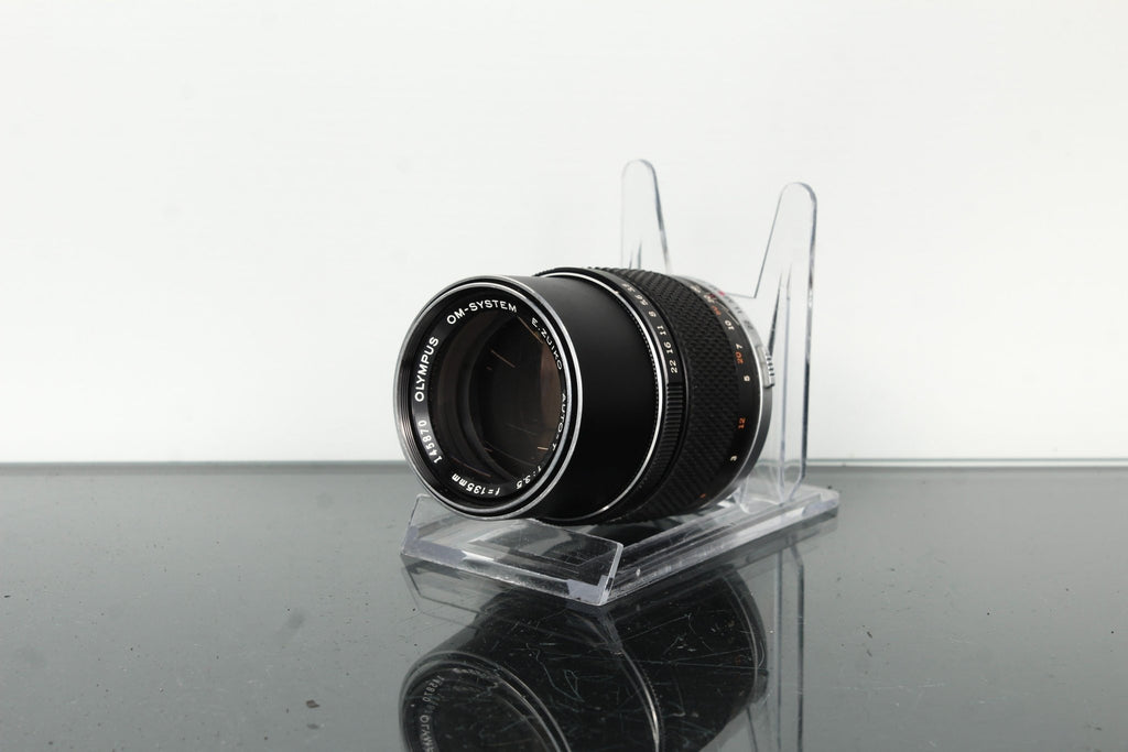 Olympus OM 1:3.5 F=135mm - Dutch|Thrift