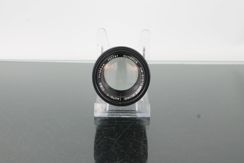 Olympus OM 135mm f/3.5 - Dutch|Thrift