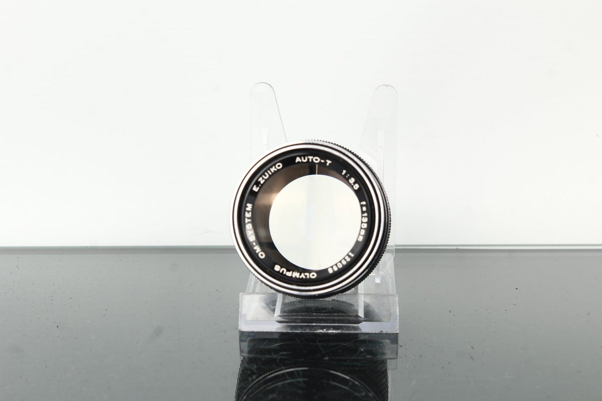 Olympus OM 135mm f/3.5 - Dutch|Thrift