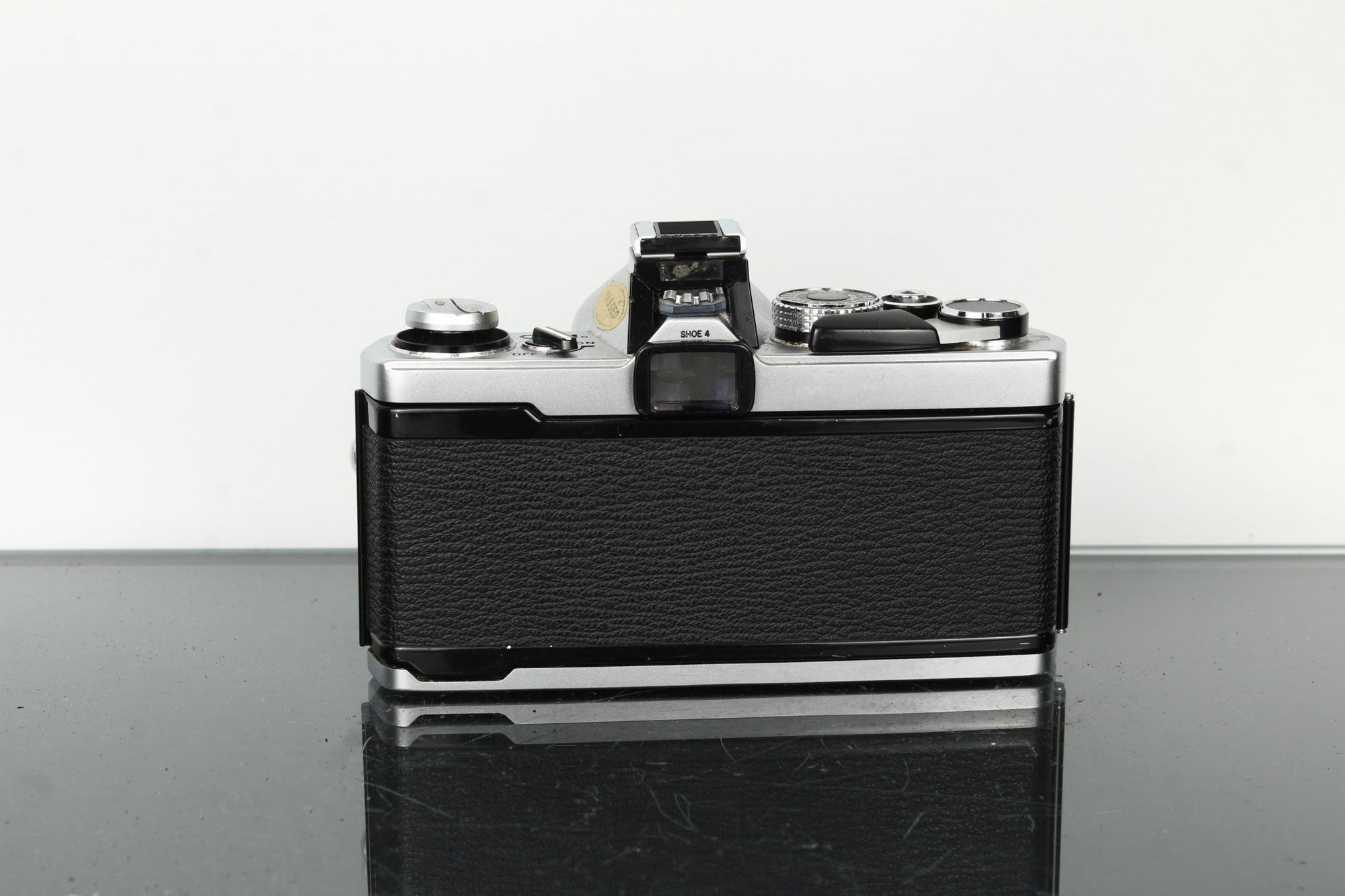 Olympus OM - 1N + Olympus OM 1:1.8 F=50mm - Dutch|Thrift