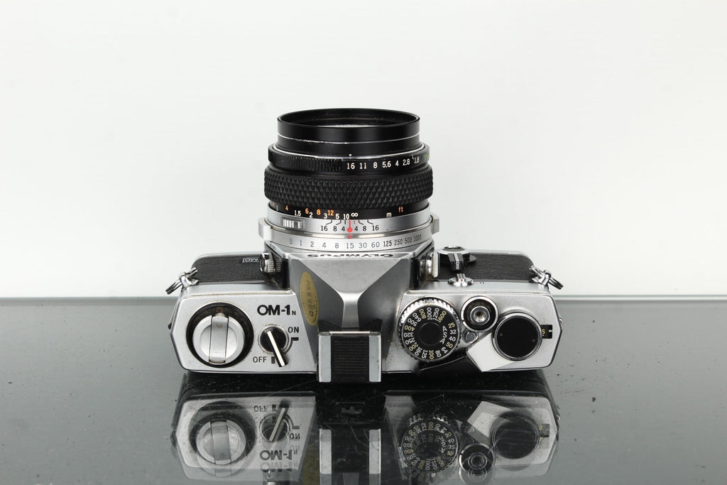 Olympus OM - 1N + Olympus OM 1:1.8 F=50mm - Dutch|Thrift