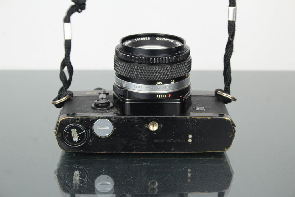 Olympus OM - 2 + 50mm 1.8 OM Auto - s lens - Dutch|Thrift