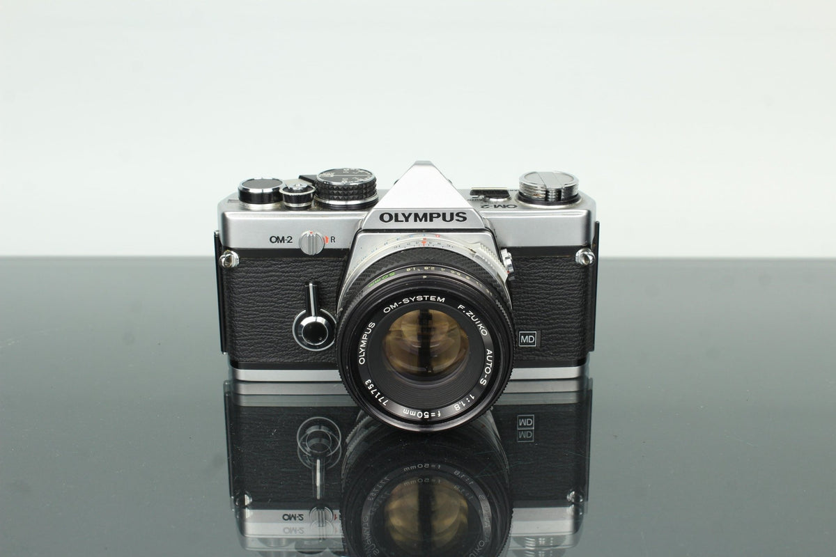 Olympus OM - 2 F.Zuiko Auto - S 50mm f/1.8 - Dutch|Thrift