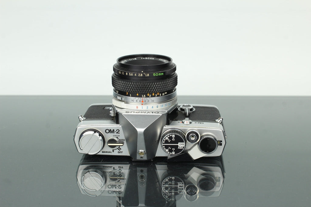 Olympus OM - 2 F.Zuiko Auto - S 50mm f/1.8 - Dutch|Thrift