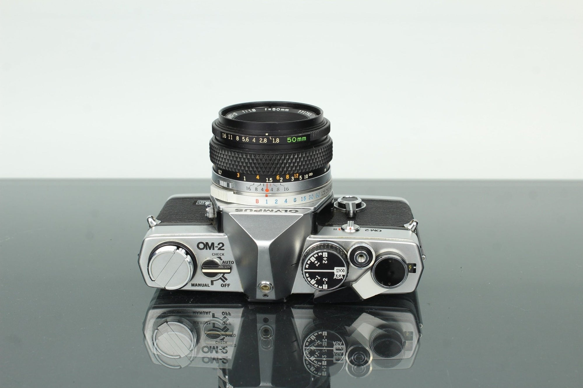 Olympus OM - 2 F.Zuiko Auto - S 50mm f/1.8 - Dutch|Thrift