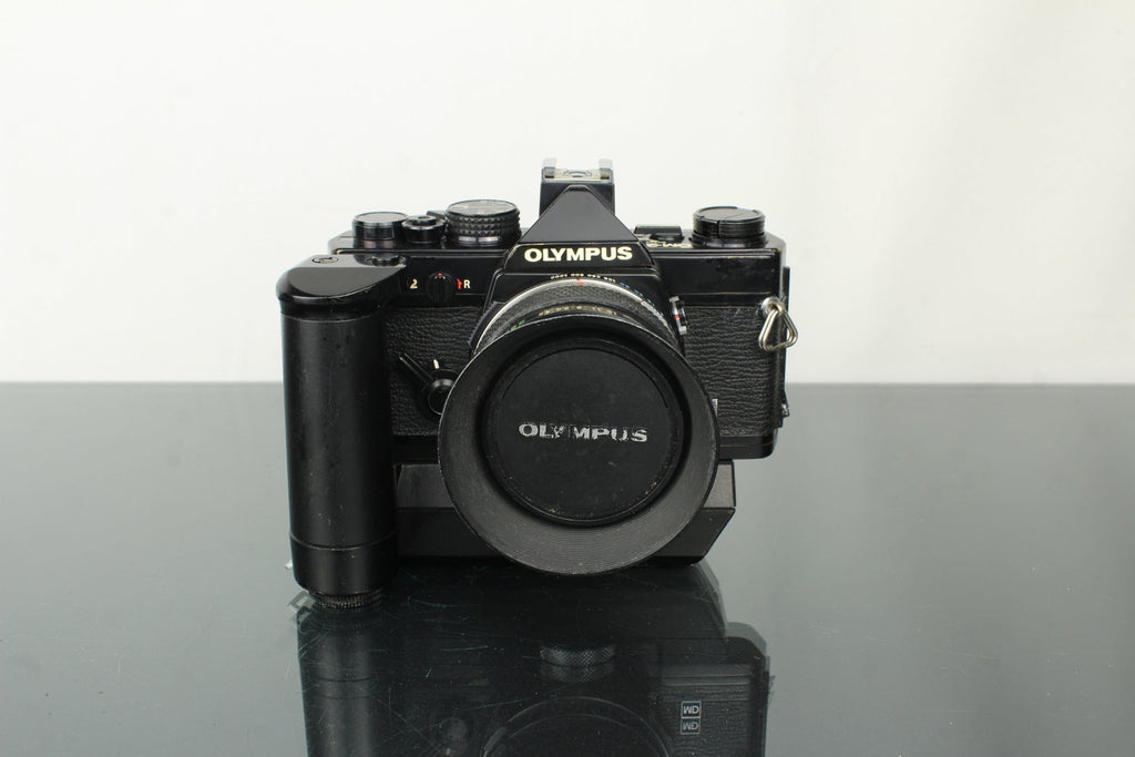 Olympus OM - 2 MD + 28mm f/3.5 Olympus lens - Dutch|Thrift