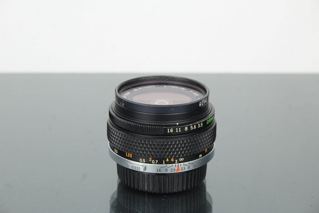Olympus OM Auto - w 1:3.5 F=28mm (OM Mount) - Dutch|Thrift