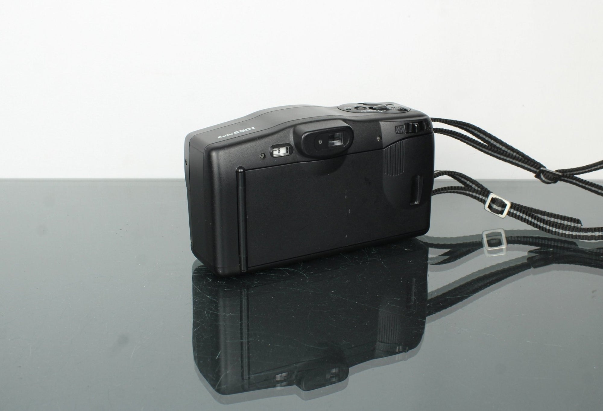 Olympus OM - D E - M10 II - Dutch|Thrift