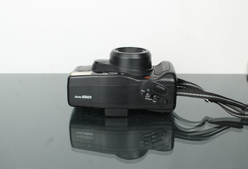 Olympus OM - D E - M10 II - Dutch|Thrift