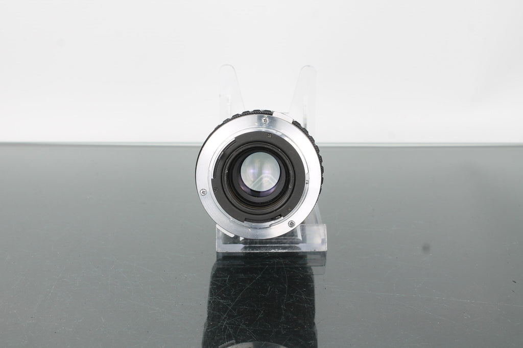 Olympus OM - System 1:4 75 - 150mm - Dutch|Thrift
