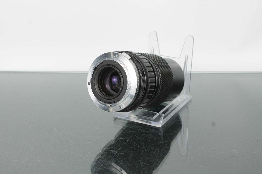Olympus OM - System 1:4 75 - 150mm - Dutch|Thrift