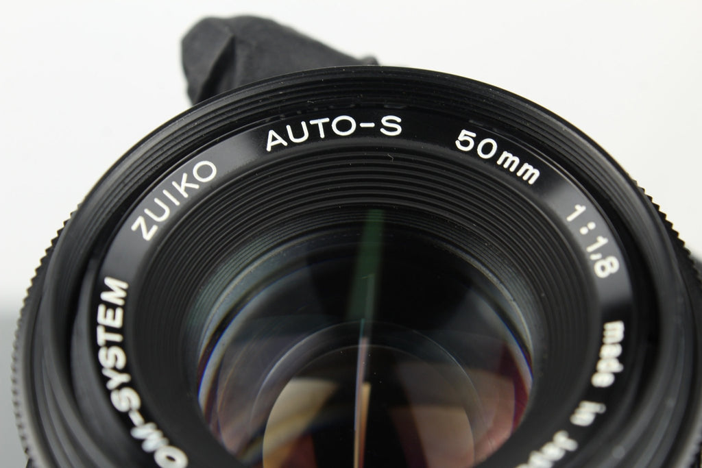 Olympus OM - System Auto - S 50mm f/1.8 - Dutch|Thrift