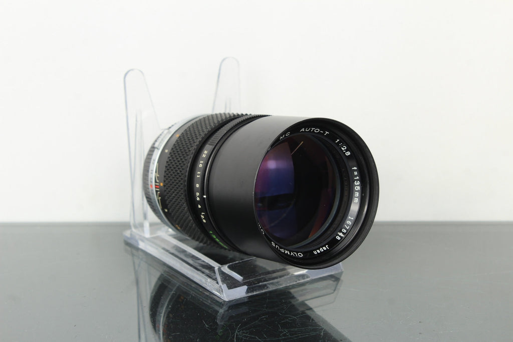 Olympus OM - System Auto - T 135mm f/2.8 - Dutch|Thrift