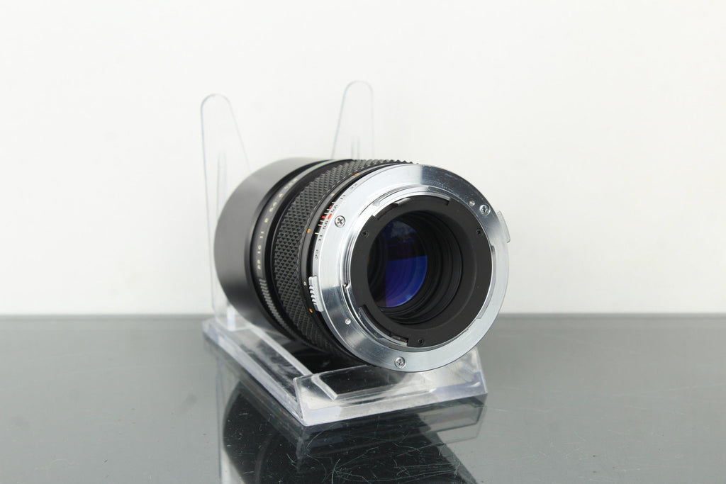 Olympus OM - System Auto - T 135mm f/2.8 - Dutch|Thrift