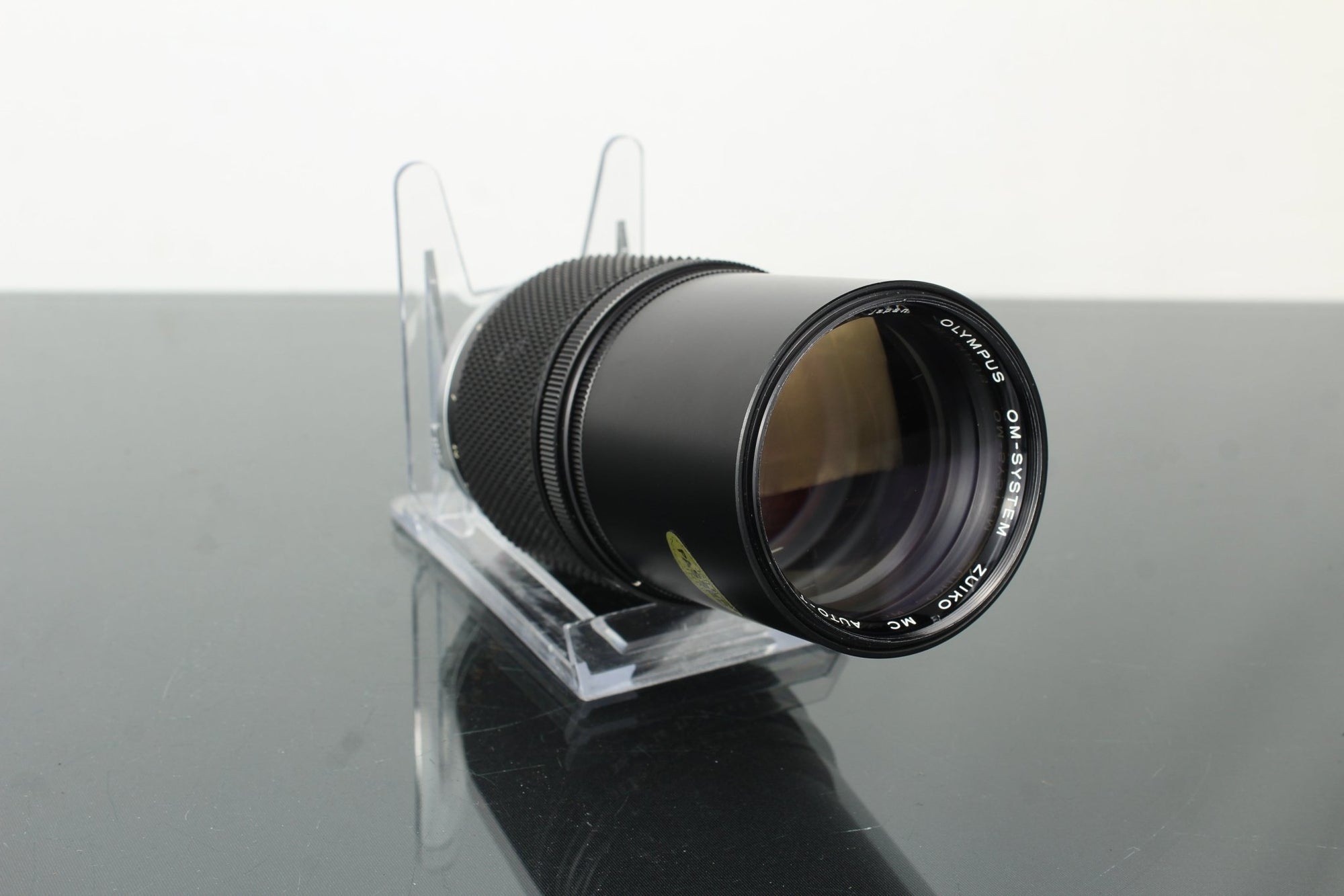 Olympus OM - System Zuiko Auto - T MC 200mm f/4 Telephoto Lens - Dutch|Thrift