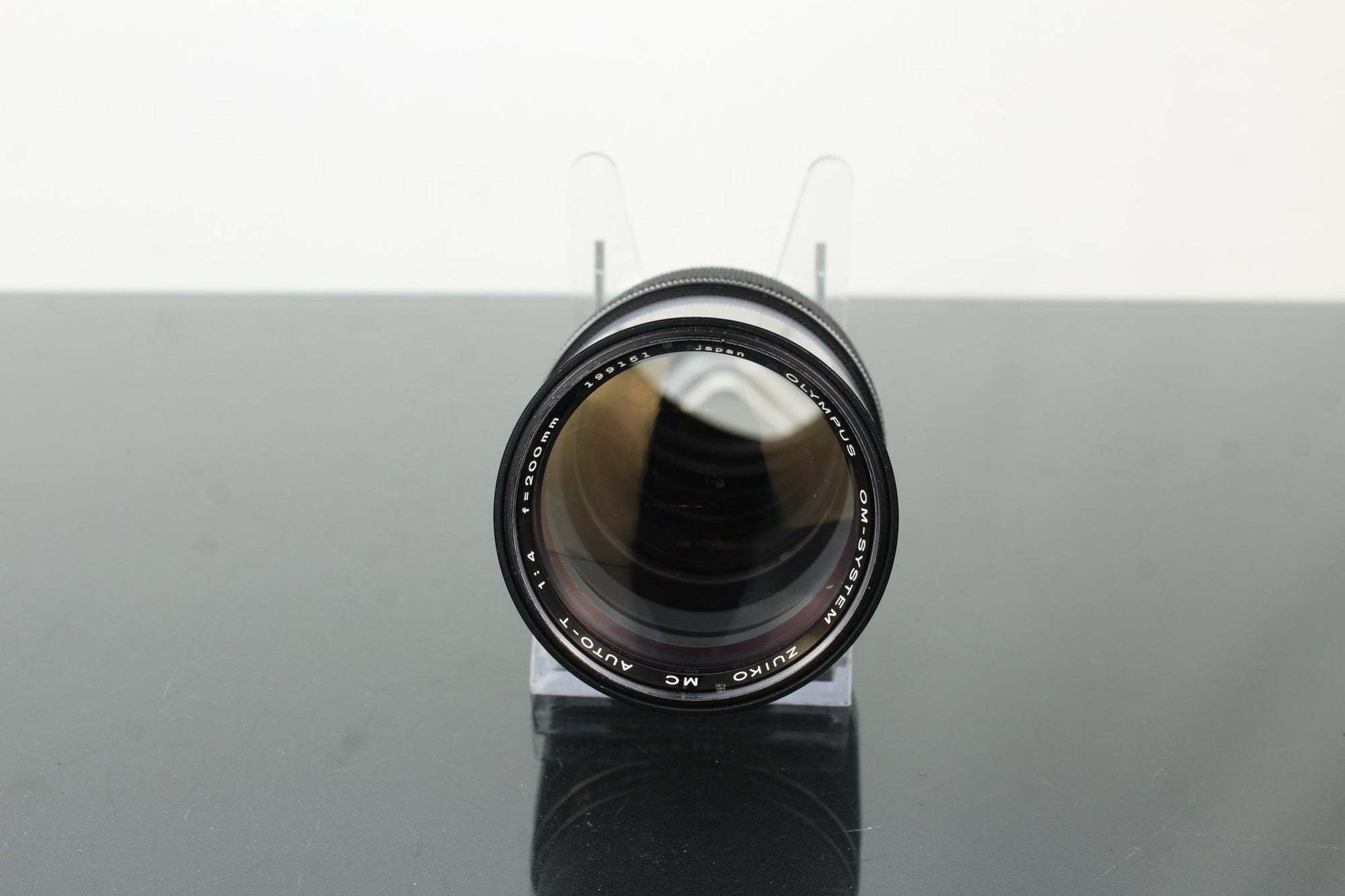 Olympus OM - System Zuiko Auto - T MC 200mm f/4 Telephoto Lens - Dutch|Thrift